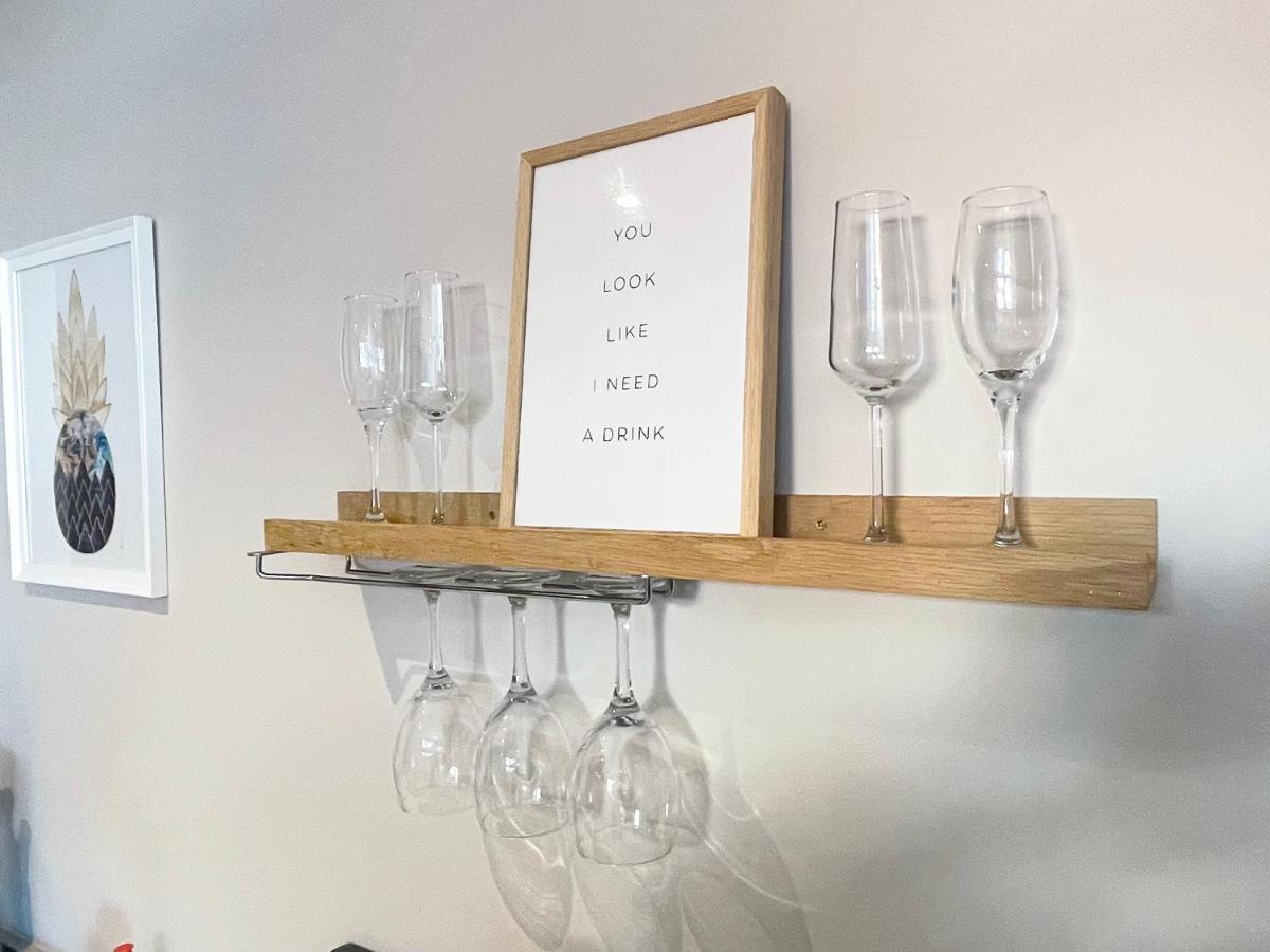 Anchors Away Apartment Poole Bagian luar foto